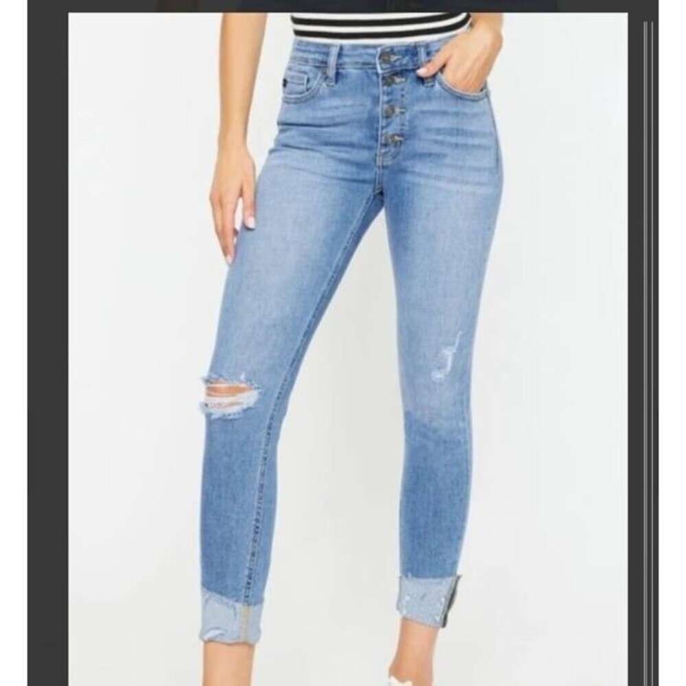 Kancan Distressed Cat's Whiskers Button Fly Jeans size 11/29